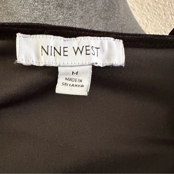 Black Velvet Dress | Size M | Ruffled Long Sleeves - Picture 4 of 6